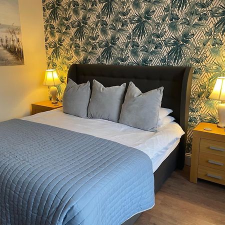 Roker Cottage, Luxury Seaside Apartment, Private Parking, Sky Tv サンダーランド エクステリア 写真