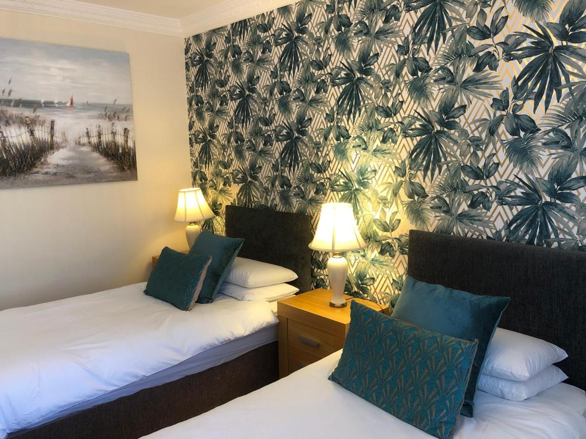Roker Cottage, Luxury Seaside Apartment, Private Parking, Sky Tv サンダーランド エクステリア 写真