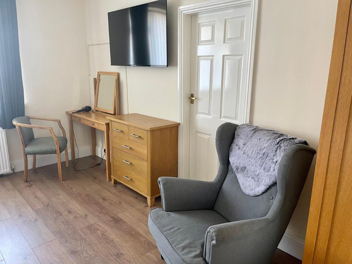 Roker Cottage, Luxury Seaside Apartment, Private Parking, Sky Tv サンダーランド エクステリア 写真