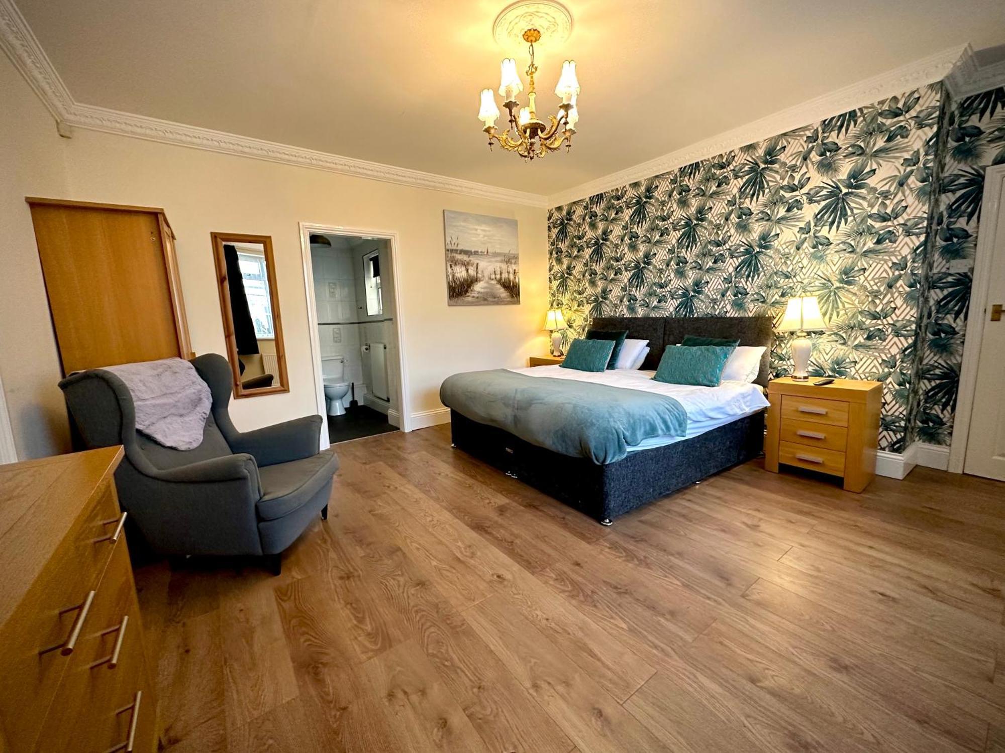 Roker Cottage, Luxury Seaside Apartment, Private Parking, Sky Tv サンダーランド エクステリア 写真