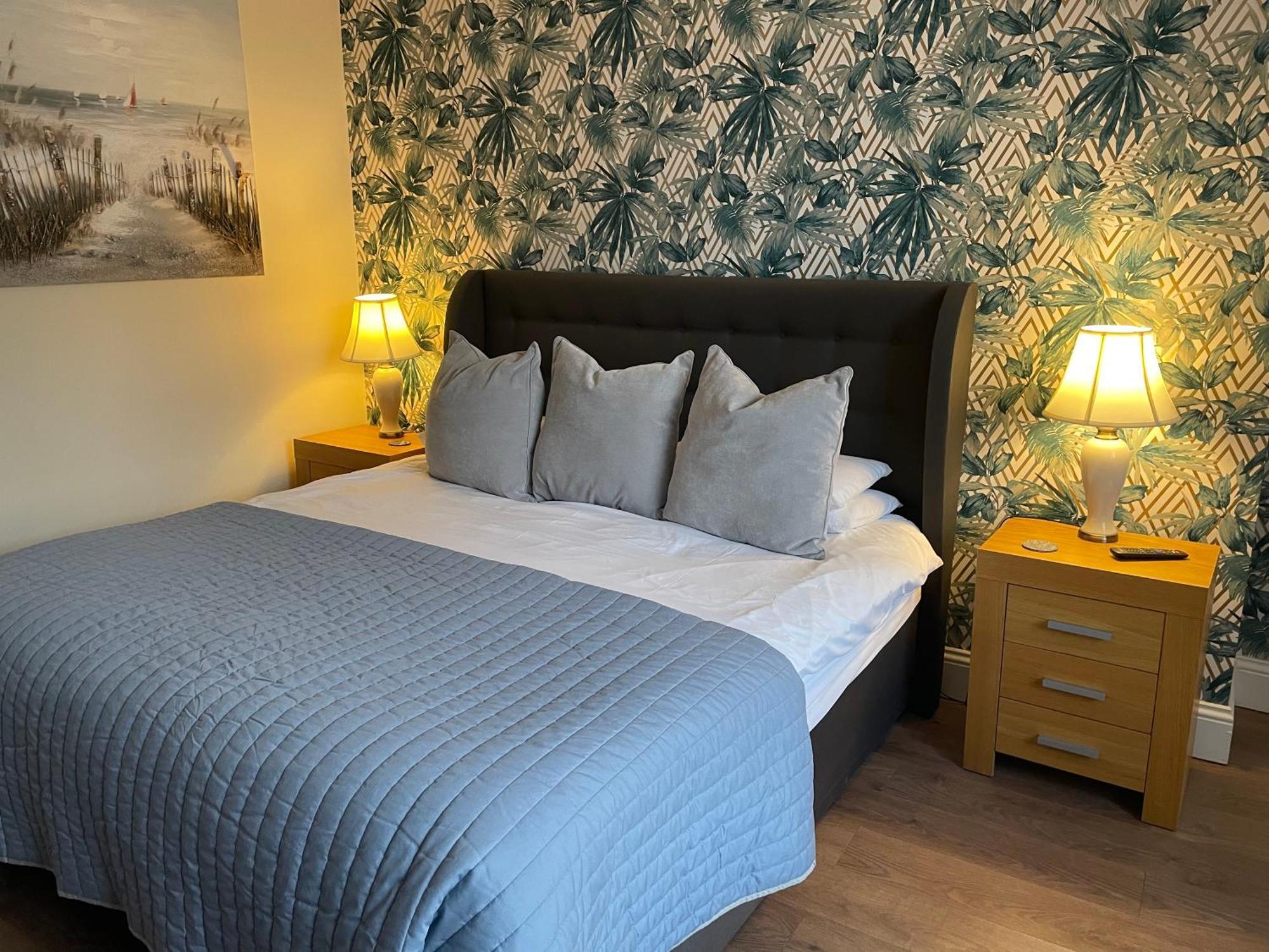 Roker Cottage, Luxury Seaside Apartment, Private Parking, Sky Tv サンダーランド エクステリア 写真